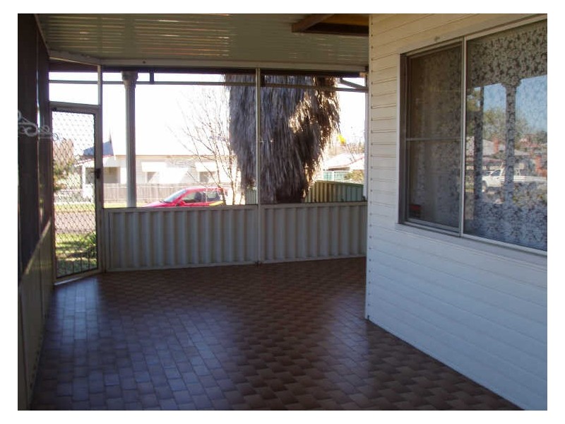 20 Dean Street, Tamworth NSW 2340