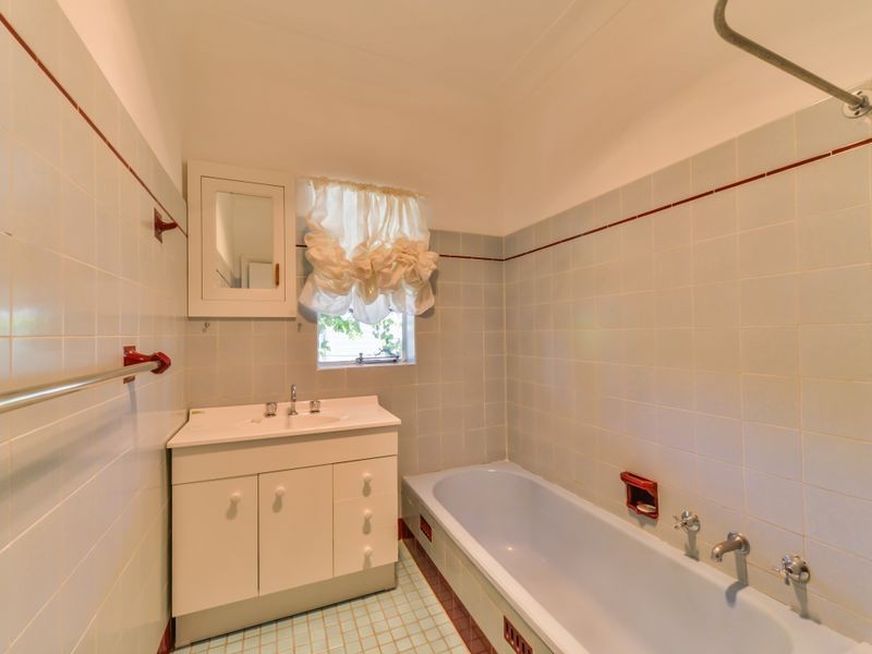 18 Mahony Avenue, Tamworth NSW 2340