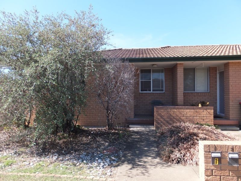 1/3 Edinburgh Street, Tamworth NSW 2340