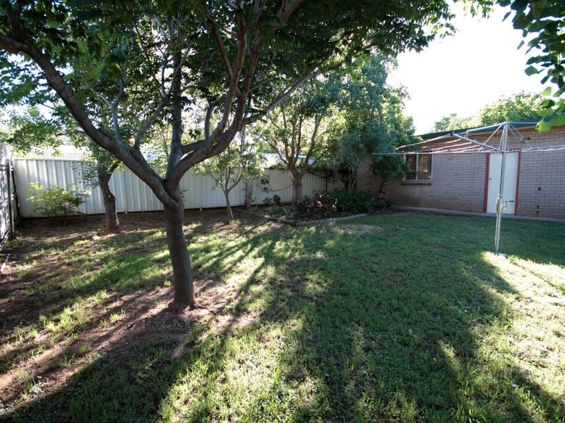 196 Manilla Road, Tamworth NSW 2340