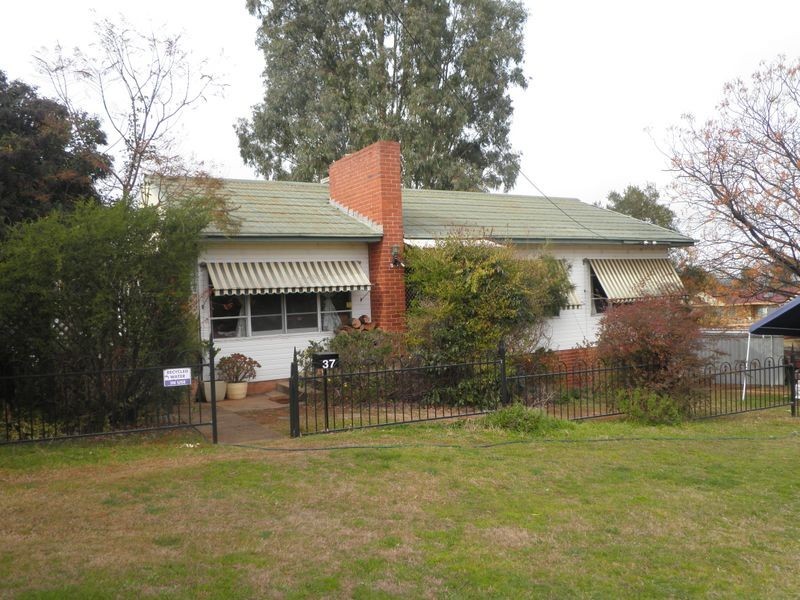 37 Murray Street, Tamworth NSW 2340