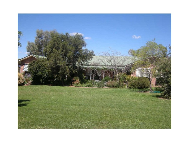 57-65 Spains Lane, Tamworth NSW 2340