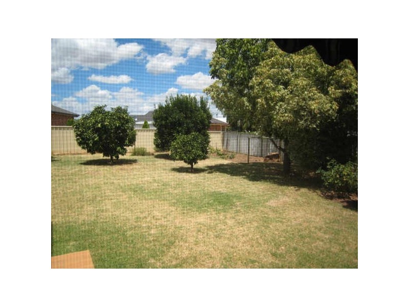 15 Gidgee Street, Tamworth NSW 2340