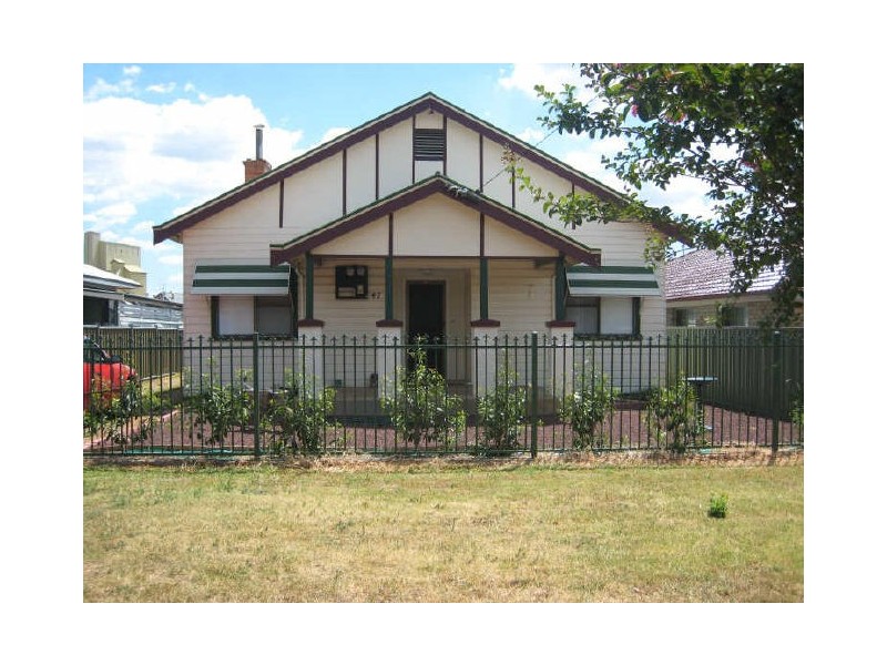47 Crown Street, Tamworth NSW 2340