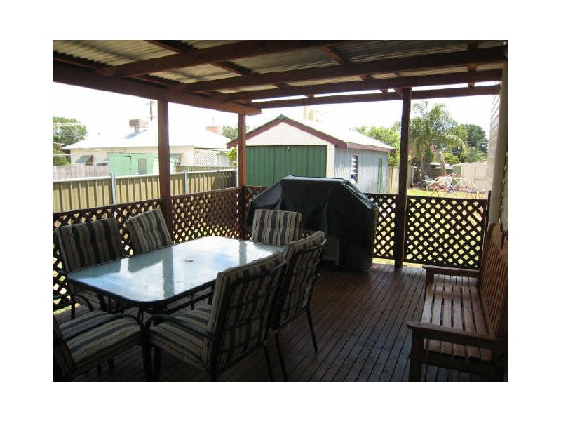 47 Crown Street, Tamworth NSW 2340