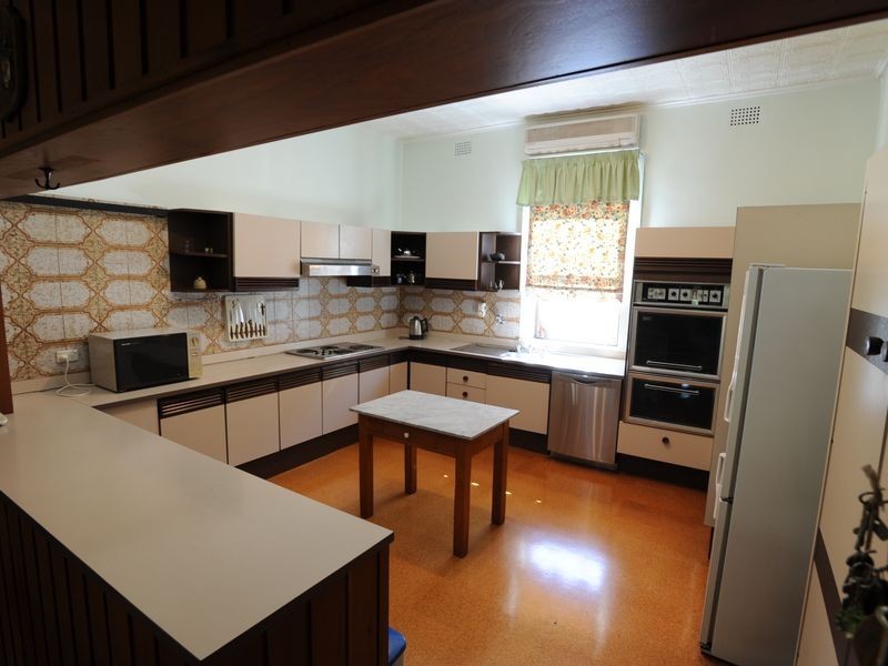 28 Hill Street, Tamworth NSW 2340