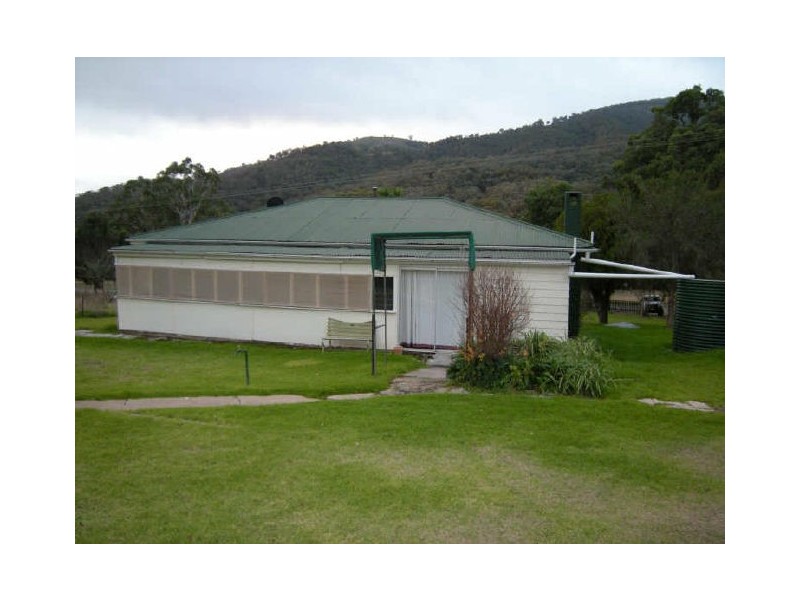 ‘Everham’/46 Happy Valley Road, Tamworth NSW 2340