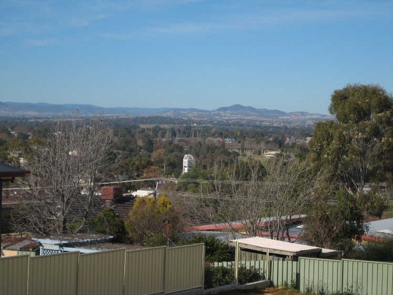 12 Ventnor Drive, Tamworth NSW 2340