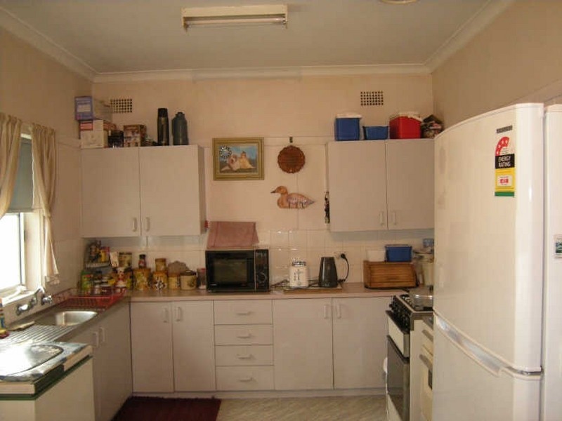 21 Parry Street, Tamworth NSW 2340