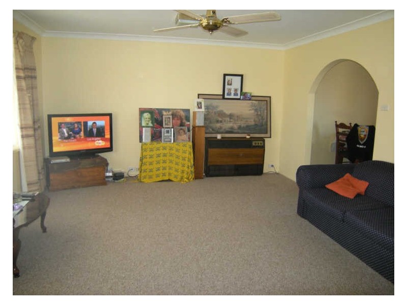 25 Minnamurra Crescent, Tamworth NSW 2340
