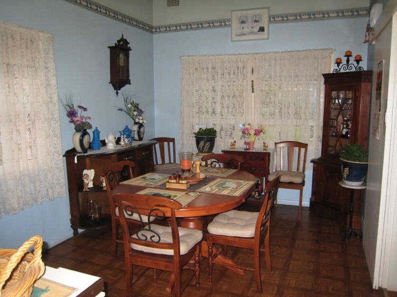 98 Napier Street, Tamworth NSW 2340