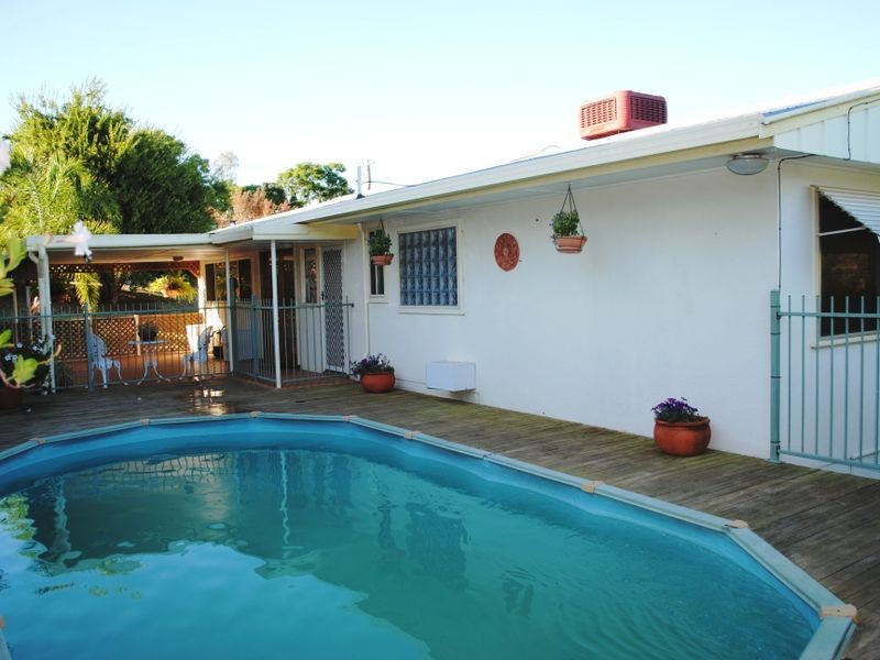 12 Yarral Avenue, Tamworth NSW 2340