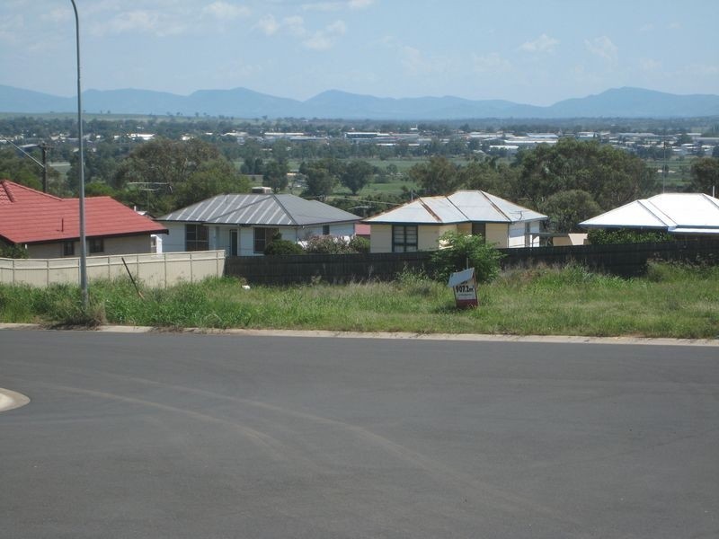 5 Warrabah Close, Tamworth NSW 2340