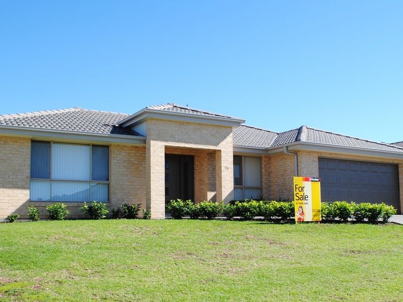 64 Grant Street, Tamworth NSW 2340