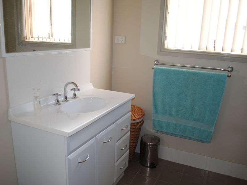 64 Grant Street, Tamworth NSW 2340