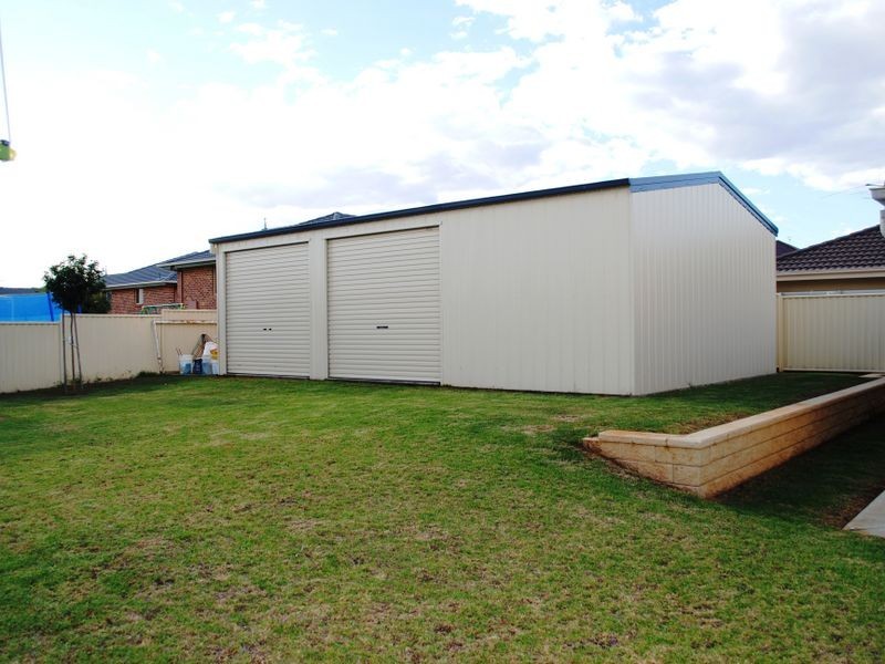 64 Grant Street, Tamworth NSW 2340