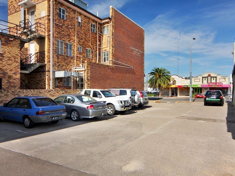 12a Bourke Street, Tamworth NSW 2340
