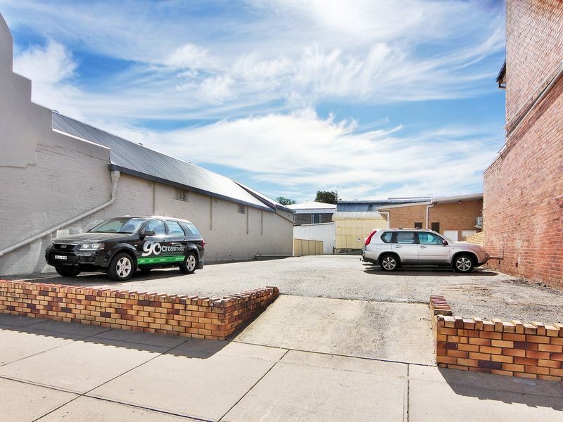 12a Bourke Street, Tamworth NSW 2340