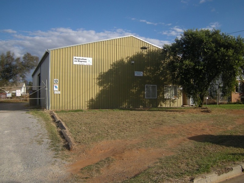13 MacIntosh Street, Tamworth NSW 2340