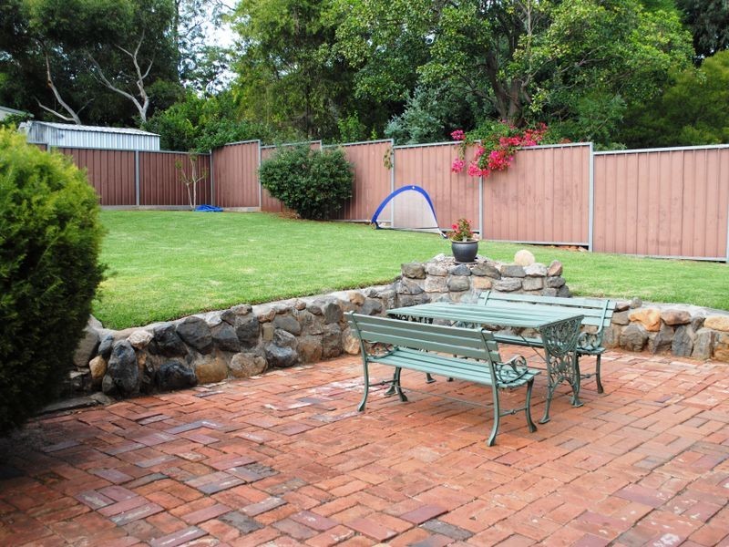 8 Raglan Street, Tamworth NSW 2340