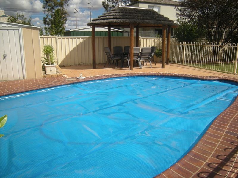 9 Cobb & Co Circuit, Tamworth NSW 2340