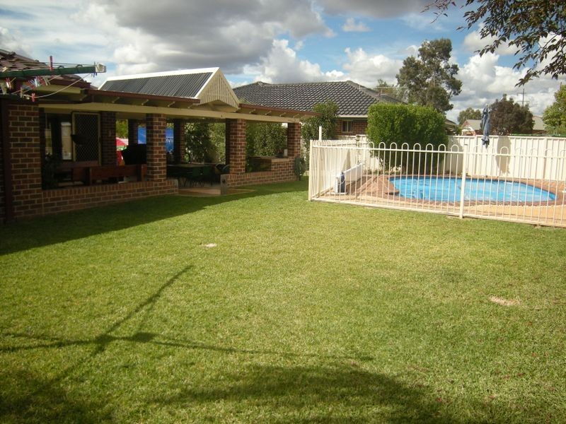 9 Cobb & Co Circuit, Tamworth NSW 2340