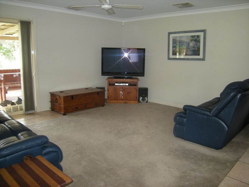 9 Cobb & Co Circuit, Tamworth NSW 2340