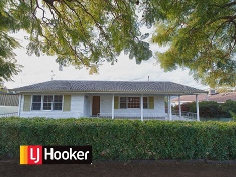 66 Hillvue Road, Tamworth NSW 2340