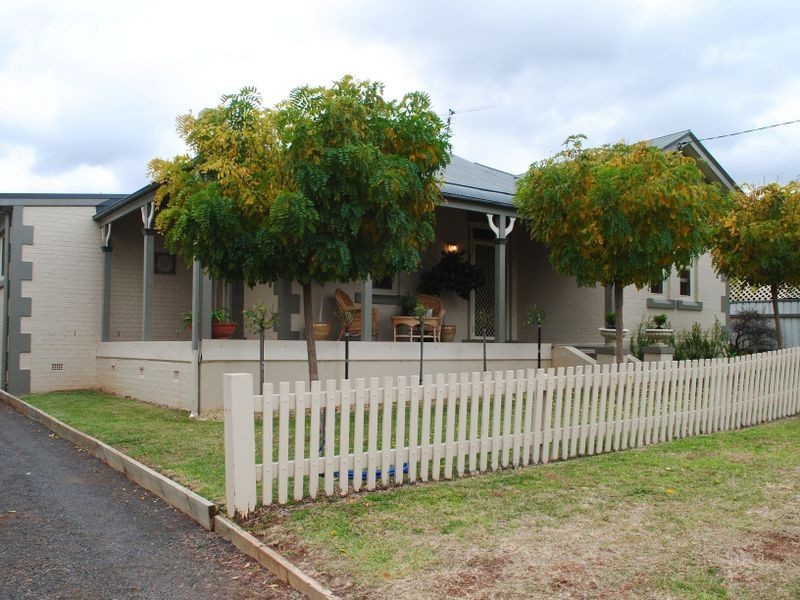 136 North Street, Tamworth NSW 2340