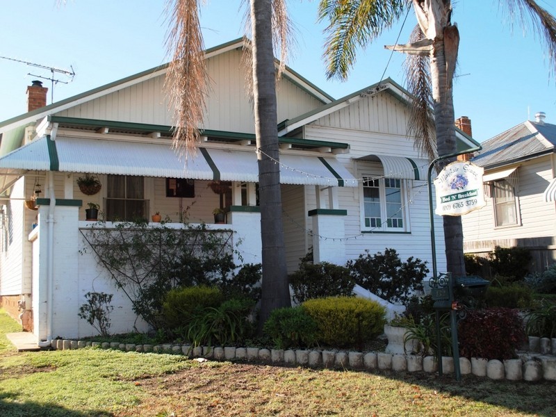 132 Denison Street, Tamworth NSW 2340