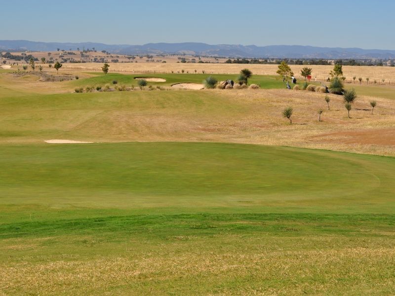 Greg Norman Drive, Tamworth NSW 2340