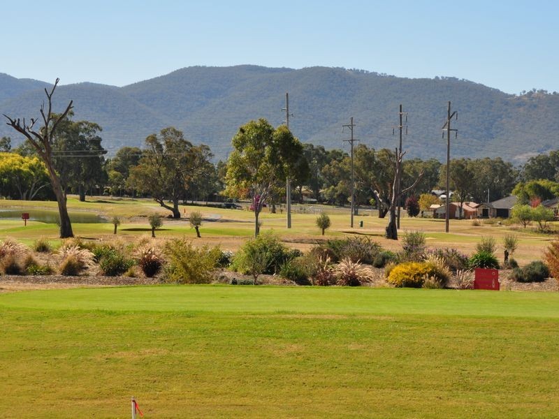 Greg Norman Drive, Tamworth NSW 2340