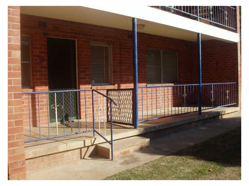 2/13 Jean Street, Tamworth NSW 2340