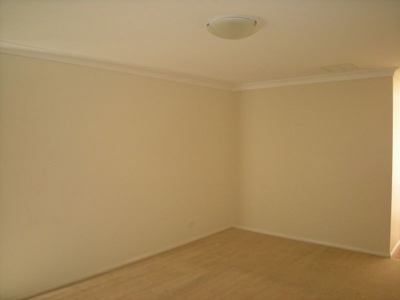 4 Tasman Place, Tamworth NSW 2340