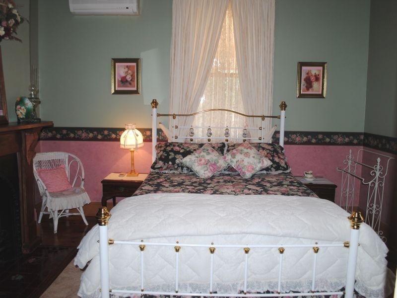 44 White Street, East Tamworth NSW 2340