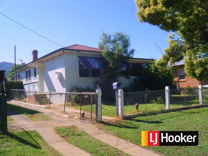 23 Hyman Street, Tamworth NSW 2340