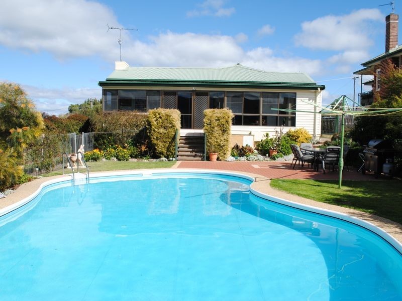 164 Denison Street, Tamworth NSW 2340