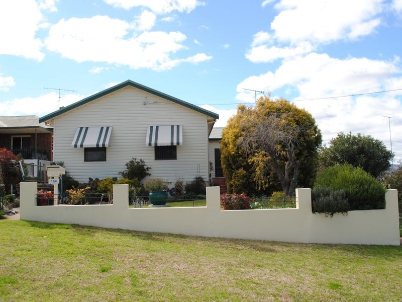 164 Denison Street, Tamworth NSW 2340