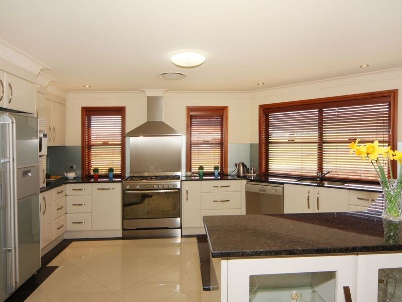 3 Barrington Drive, Tamworth NSW 2340