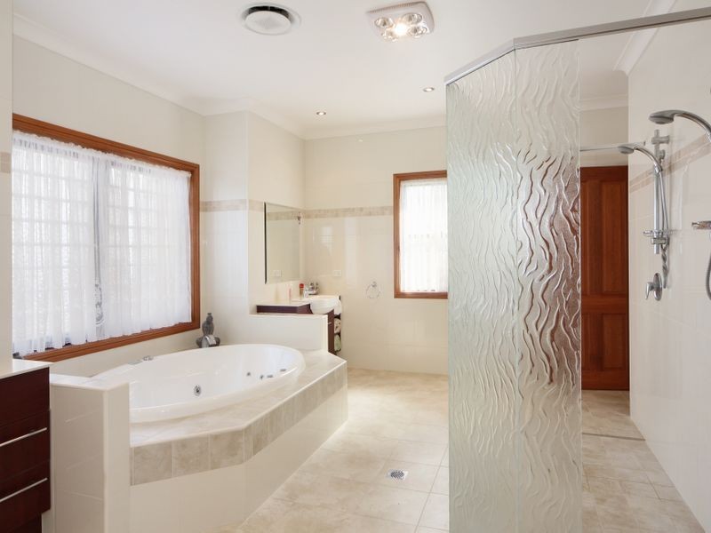 3 Barrington Drive, Tamworth NSW 2340