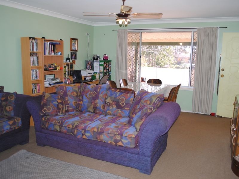 22 Joseph Brown Place, Tamworth NSW 2340