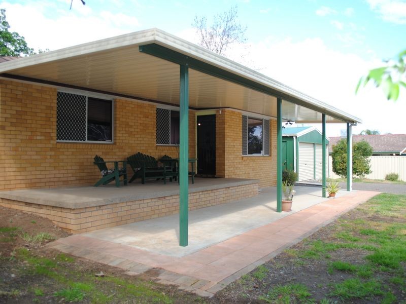 22 Joseph Brown Place, Tamworth NSW 2340