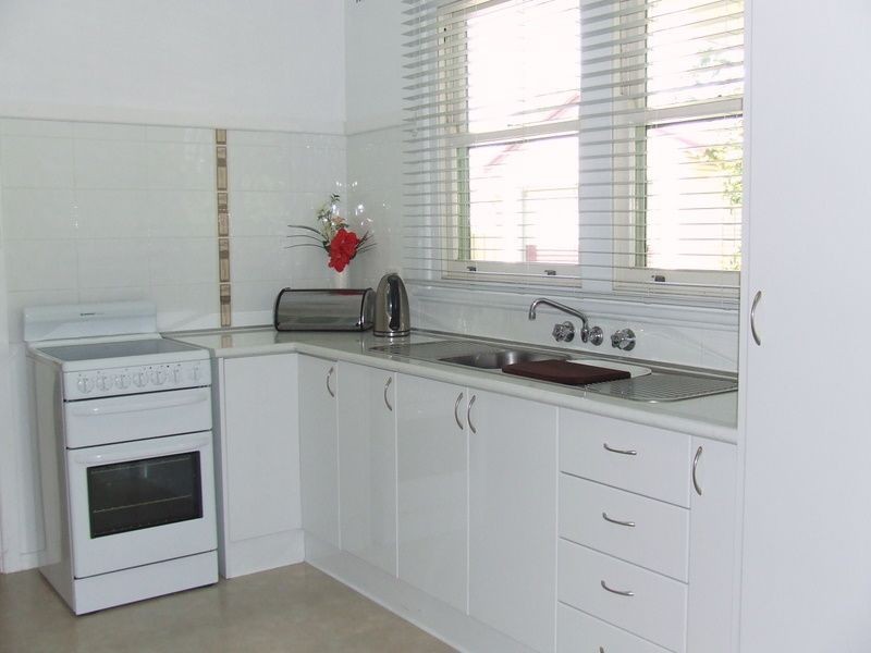 30 Oak Street, Tamworth NSW 2340