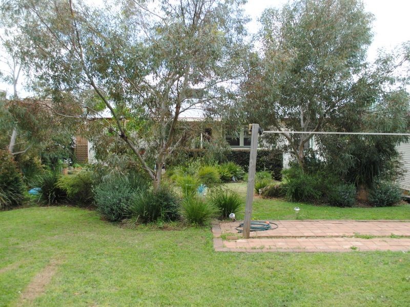 30 Oak Street, Tamworth NSW 2340