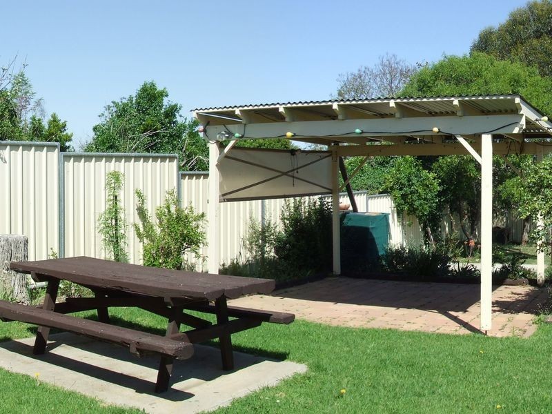 10 Cypress Street, Tamworth NSW 2340