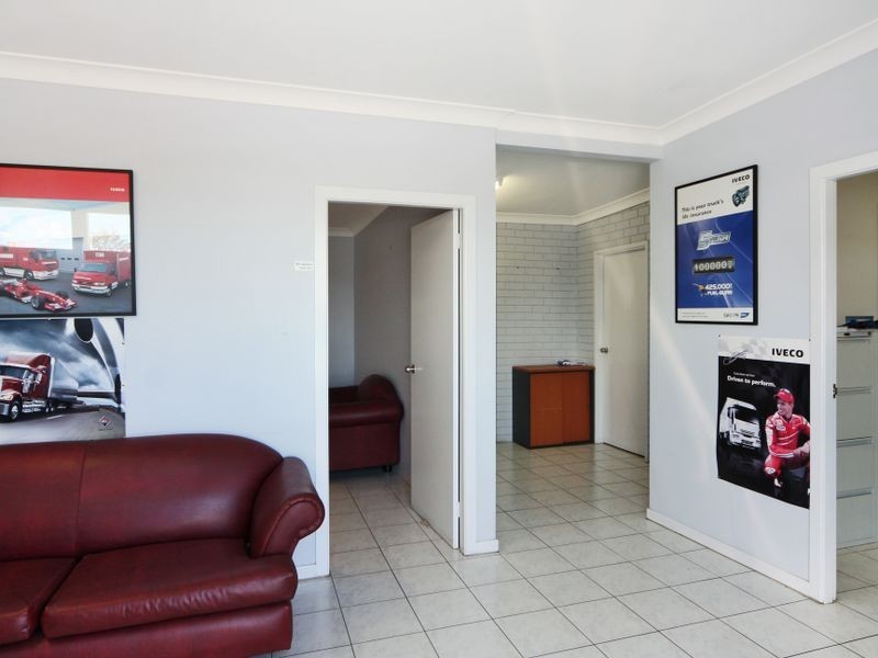 75-81 Plain Street, Tamworth NSW 2340