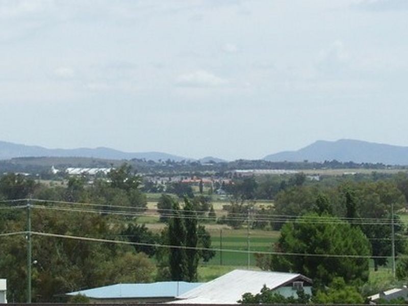 21 Carmichael Avenue, Tamworth NSW 2340