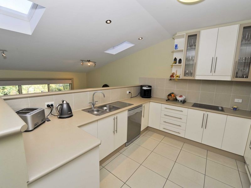 1/10 Nyrang Avenue, Tamworth NSW 2340