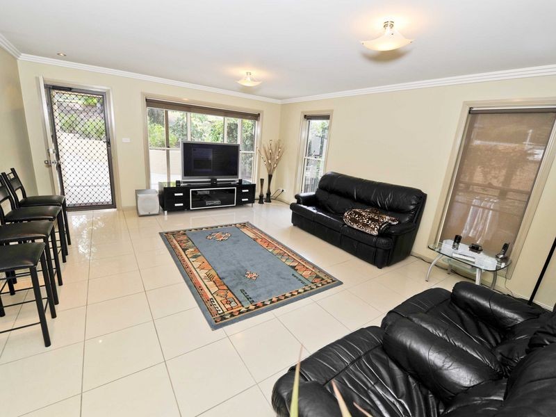 1/10 Nyrang Avenue, Tamworth NSW 2340