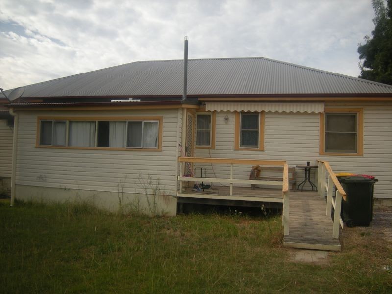 2 Cambridge Street, Tamworth NSW 2340